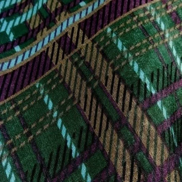 JOA Green Satin Plaid Tie Front Silky Long Sleeve Top - Picture 11 of 14